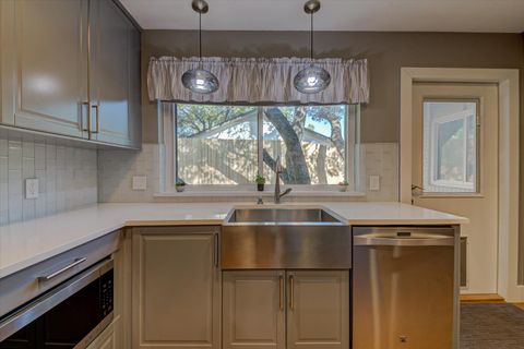 Tiny photo for 2713 Bryonhall DR, Austin, TX 78745 (MLS # 9010381)
