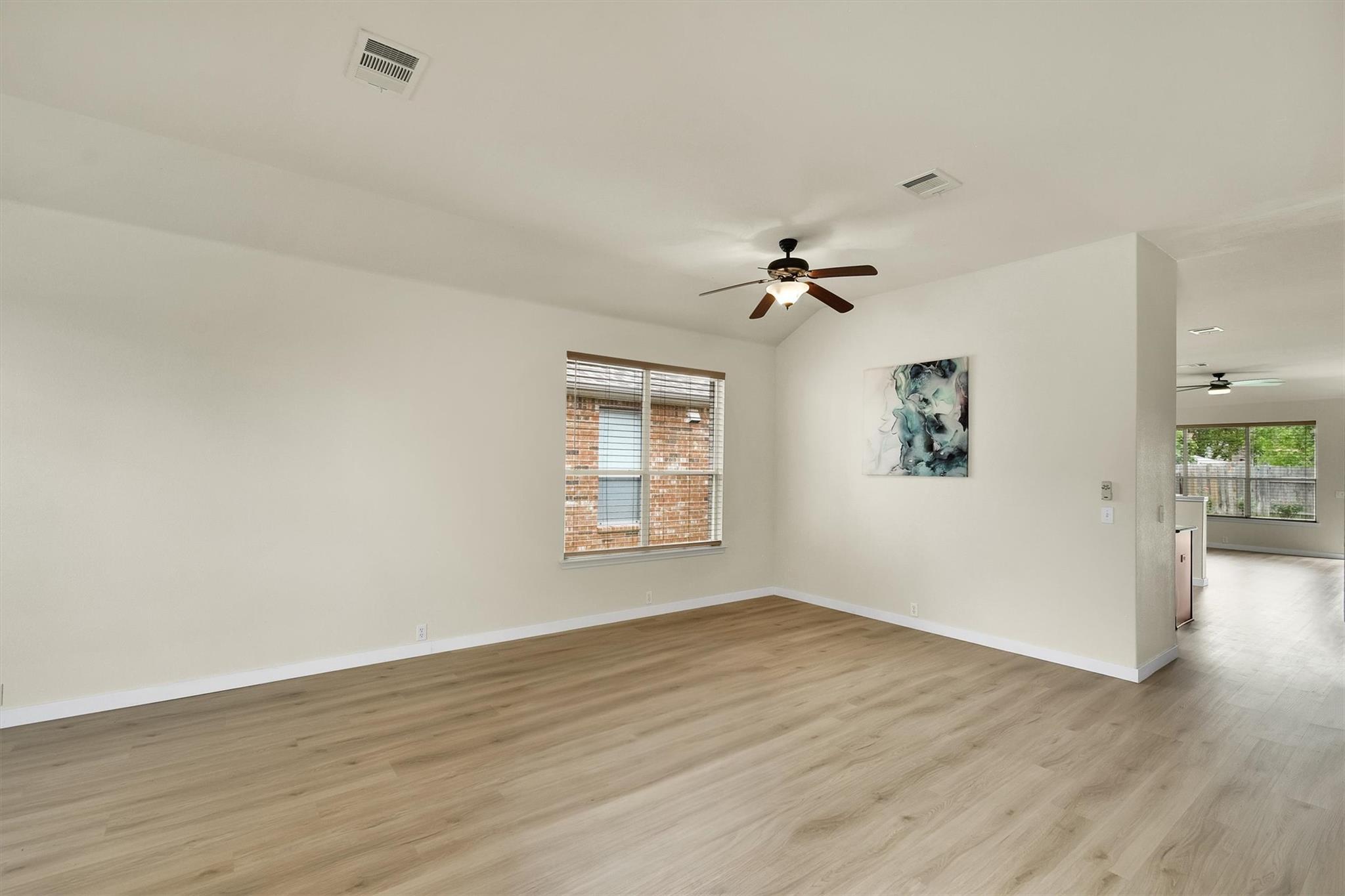 3521 Shiraz LOOP