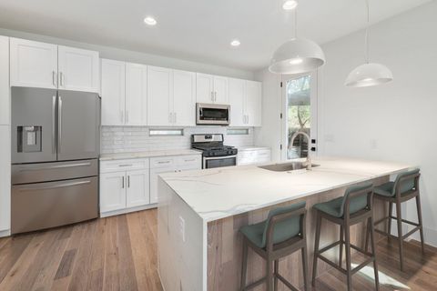 Tiny photo for 602 Irma DR #2, Austin, TX 78752 (MLS # 1456893)