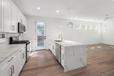 Tiny photo for 602 Irma DR #2, Austin, TX 78752 (MLS # 1456893)
