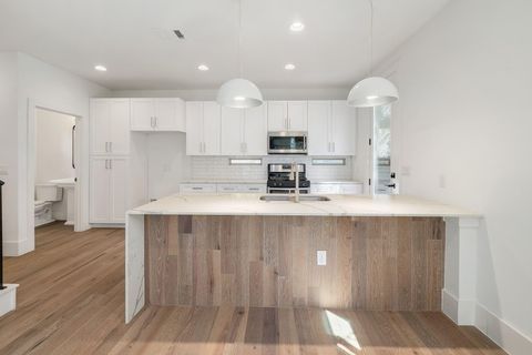 Tiny photo for 602 Irma DR #2, Austin, TX 78752 (MLS # 1456893)