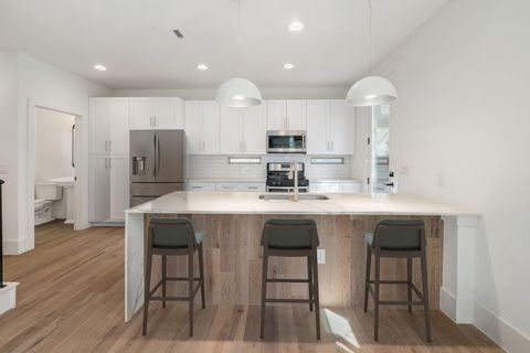 Tiny photo for 602 Irma DR #2, Austin, TX 78752 (MLS # 1456893)