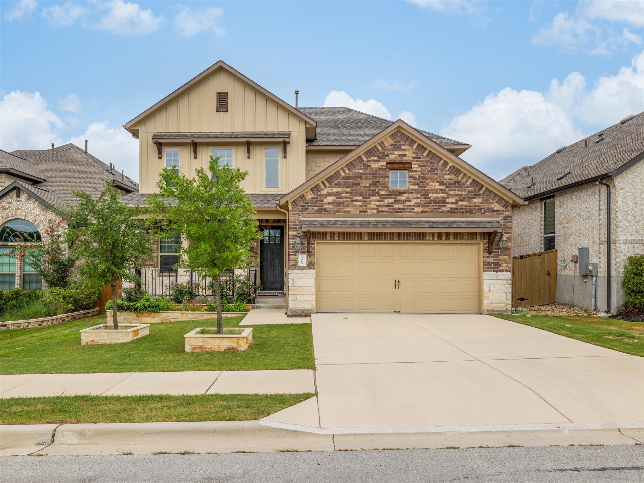 1509 Blue Creek LN