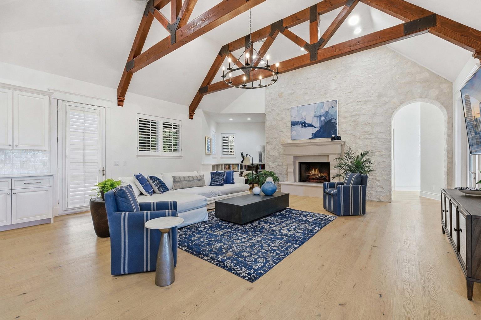 16400 Hamilton Pool RD