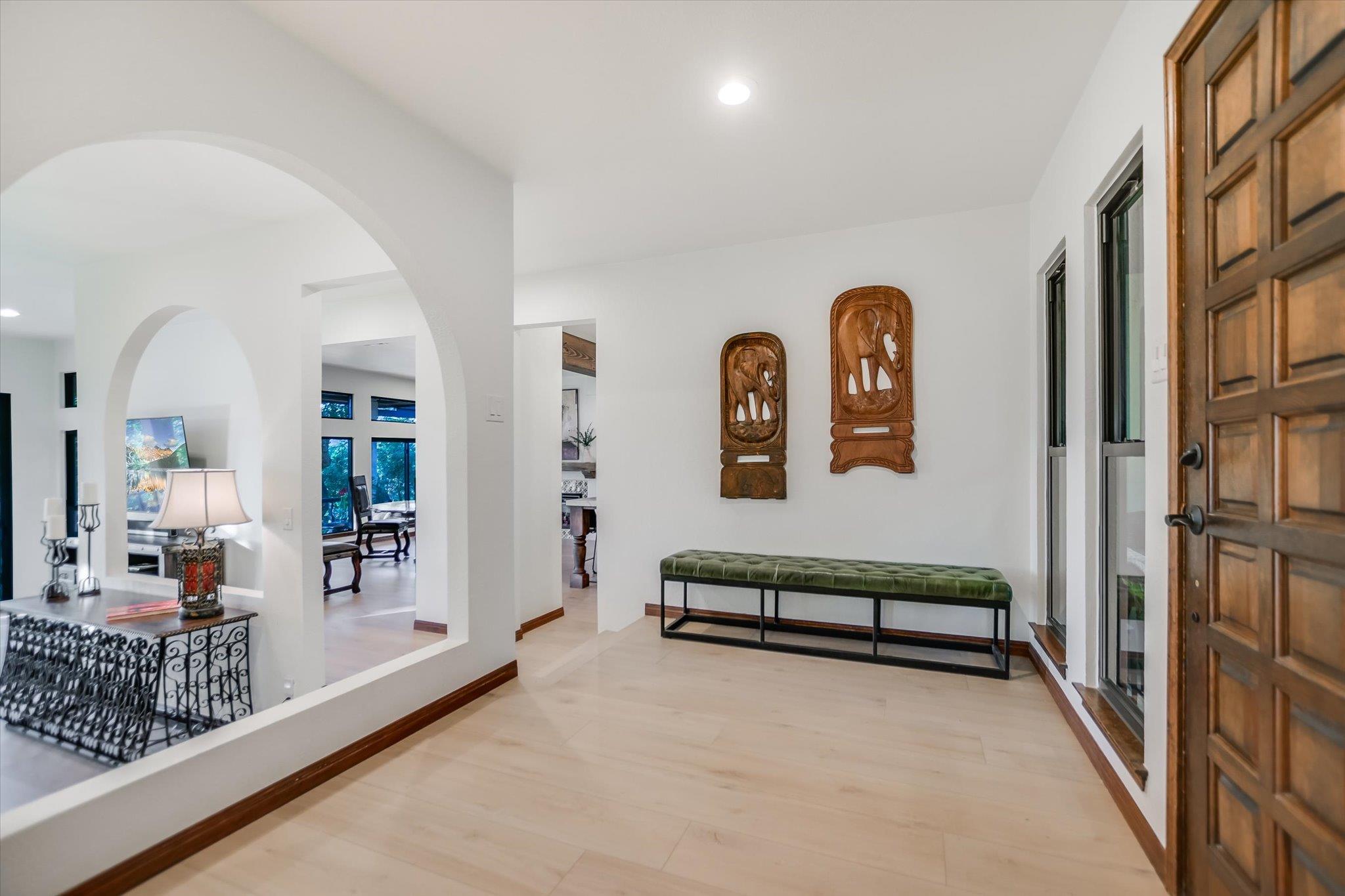 100 MESA DR