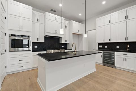 Tiny photo for 4212 Endurance WAY, Austin, TX 78731 (MLS # 5328719)