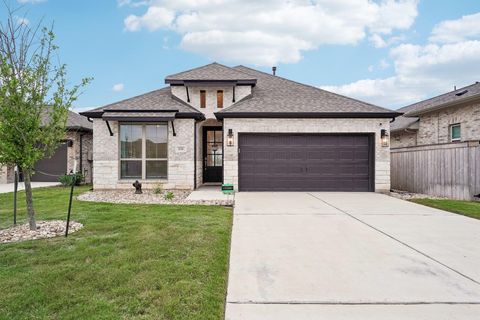 Photo of 133 Plumbago LOOP, Bastrop, TX 78602 (MLS # 2926959)