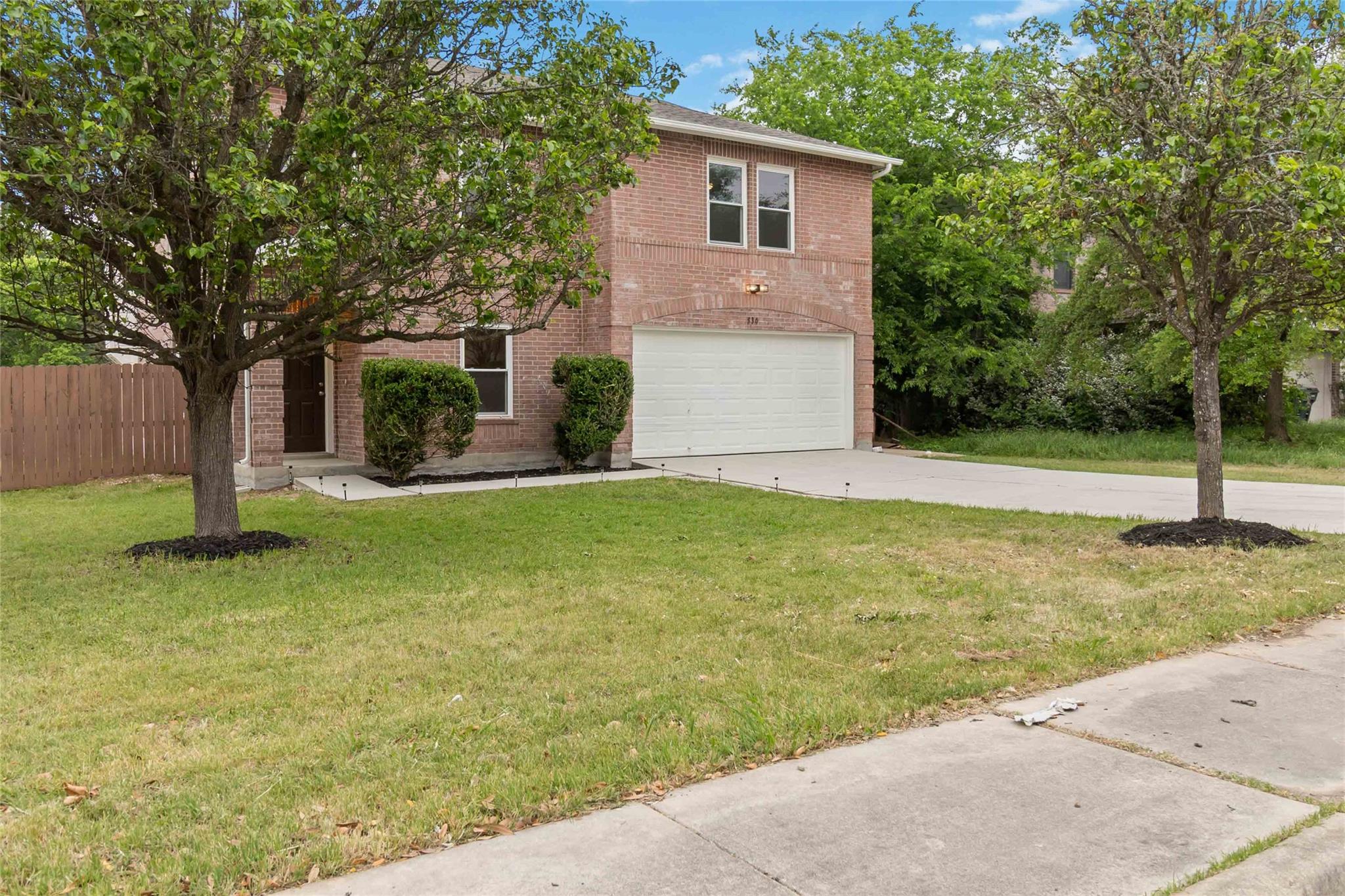 530 Whispering Hollow DR