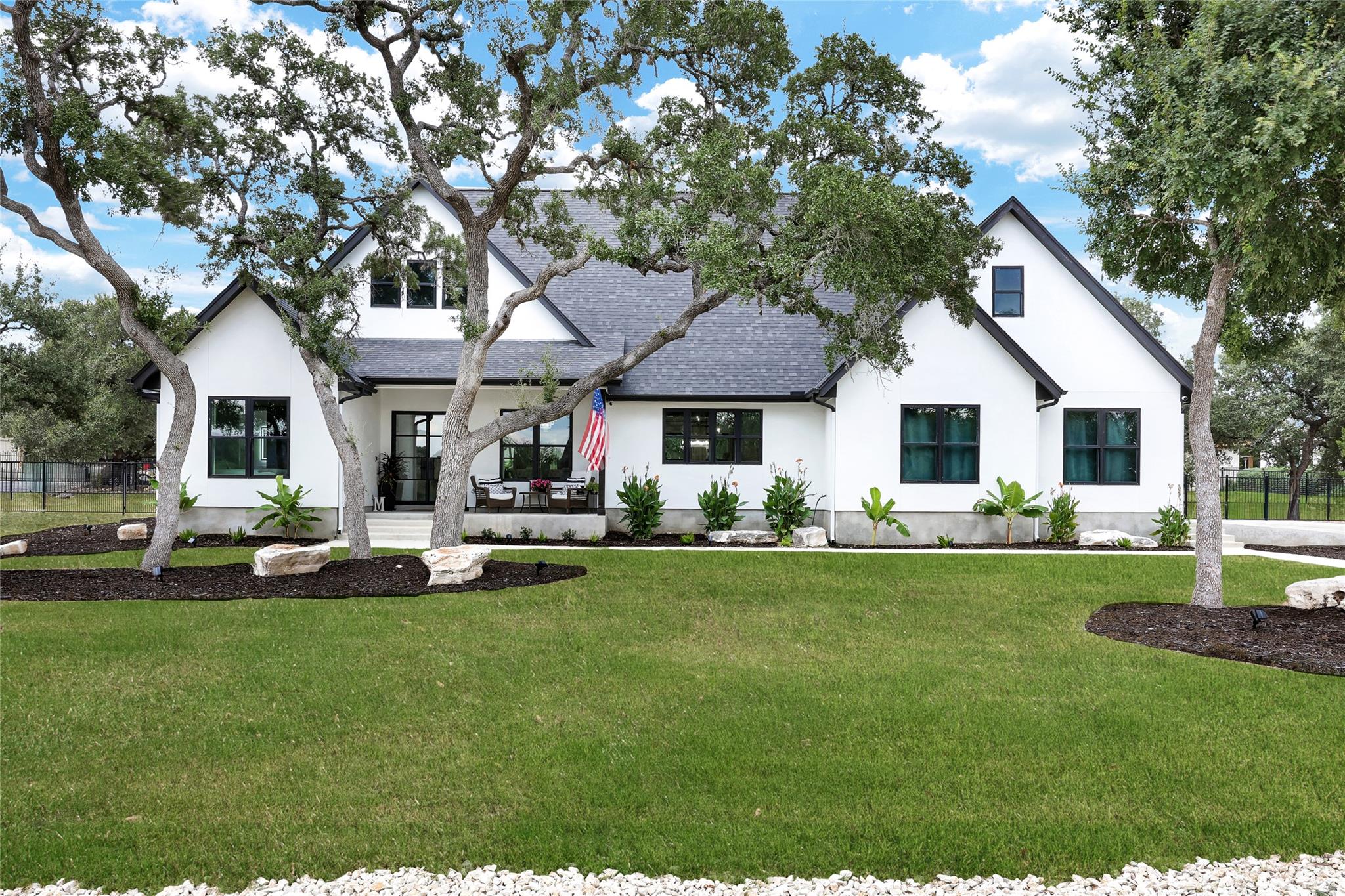 2634 Beaver LN