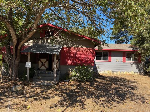 116 Flaming Oak DR Bastrop TX 78602