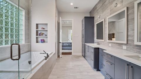 Tiny photo for 5409 Laguna Cliff LN, Austin, TX 78734 (MLS # 4205643)