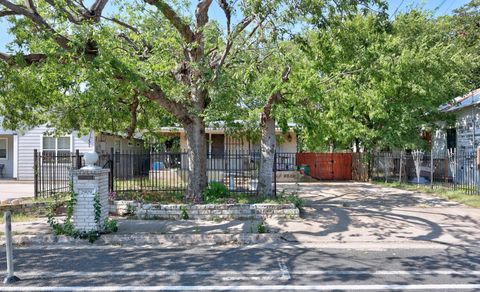 Tiny photo for 2909 E 5th ST, Austin, TX 78702 (MLS # 2921475)