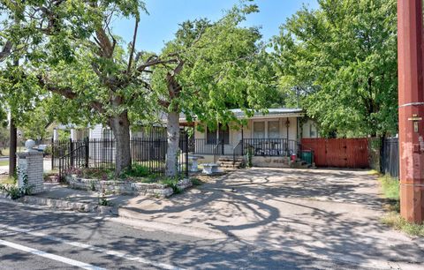 Tiny photo for 2909 E 5th ST, Austin, TX 78702 (MLS # 2921475)
