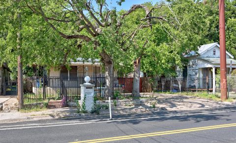 Tiny photo for 2909 E 5th ST, Austin, TX 78702 (MLS # 2921475)