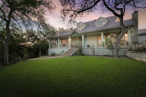 Photo of 2605 Stratford DR, Austin, TX 78746 (MLS # 9196680)