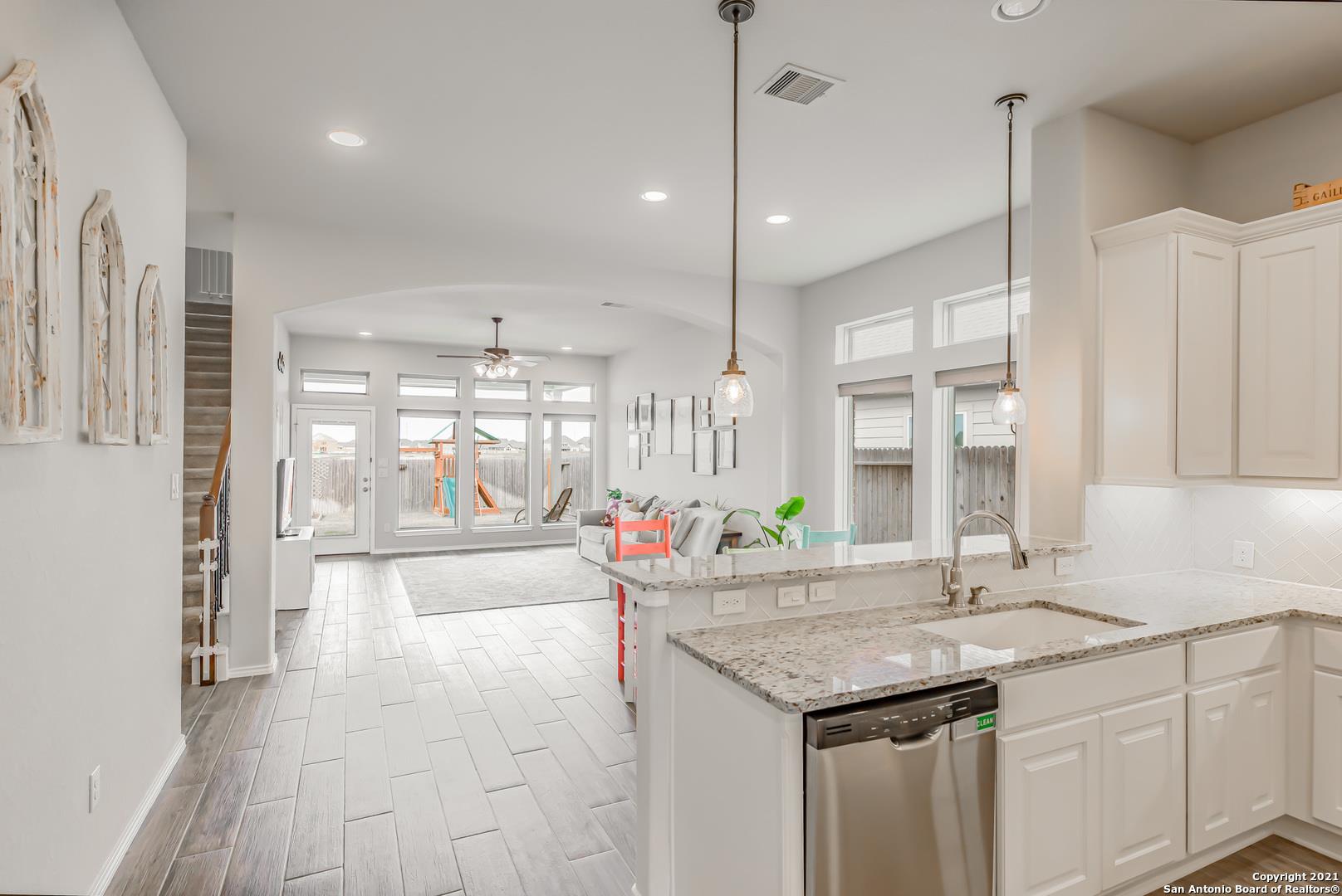 2032 Glen Hollow HOLW