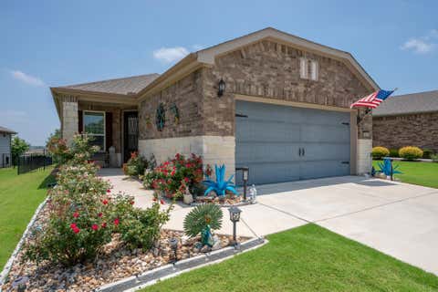 Photo of 202 Yorktown ST, Georgetown, TX 78633 (MLS # 8512573)