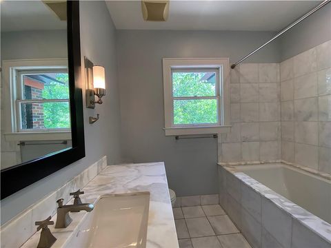 Tiny photo for 609 Texas Ave, Austin, TX 78705 (MLS # 6891323)