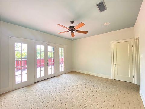 Tiny photo for 609 Texas Ave, Austin, TX 78705 (MLS # 6891323)