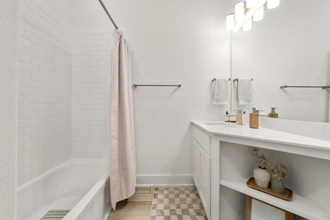 Tiny photo for 115 Beneteau DR #77, Austin, TX 78738 (MLS # 9127146)