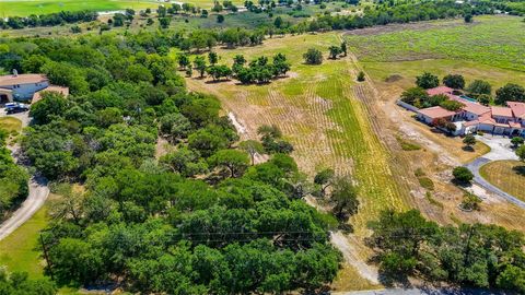 Photo of 420 Blanco River Ranch BLVD, San Marcos, TX 78666 (MLS # 8325788)