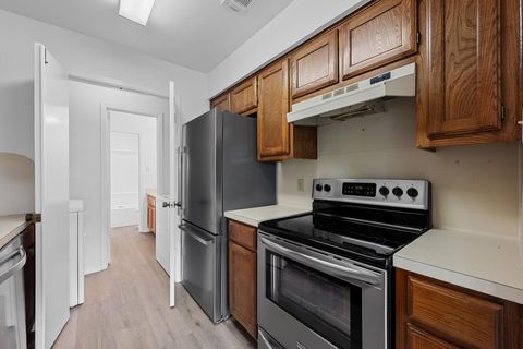 Tiny photo for 3801 Menchaca RD #6, Austin, TX 78704 (MLS # 6181616)