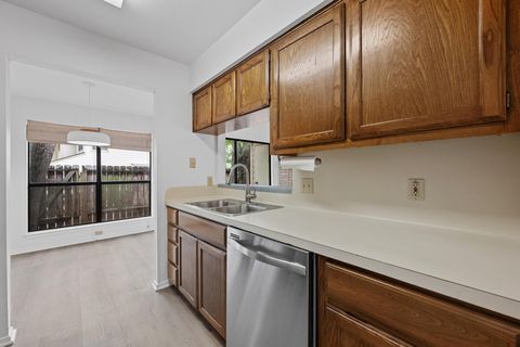Tiny photo for 3801 Menchaca RD #6, Austin, TX 78704 (MLS # 6181616)