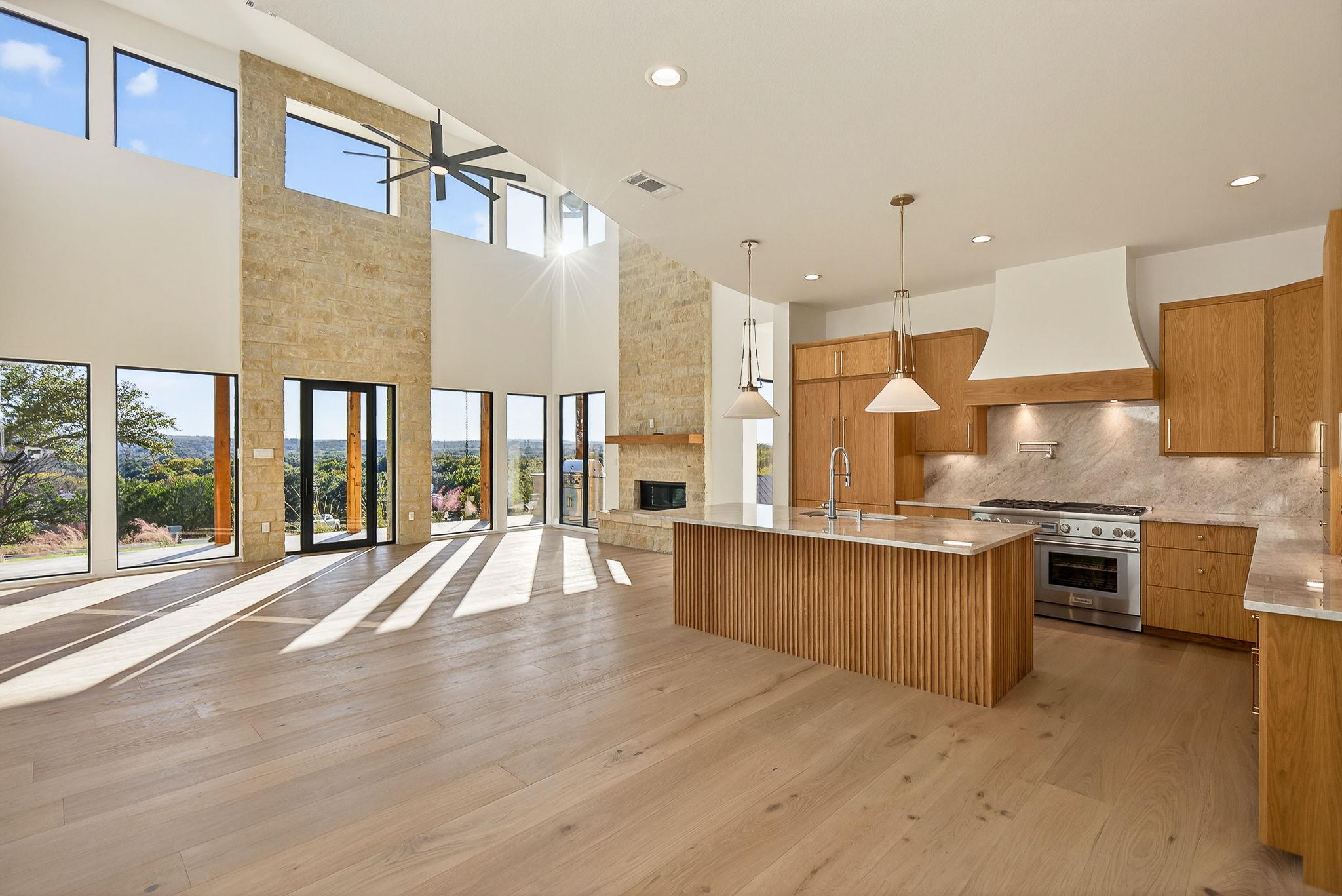 400 Emerald WAY