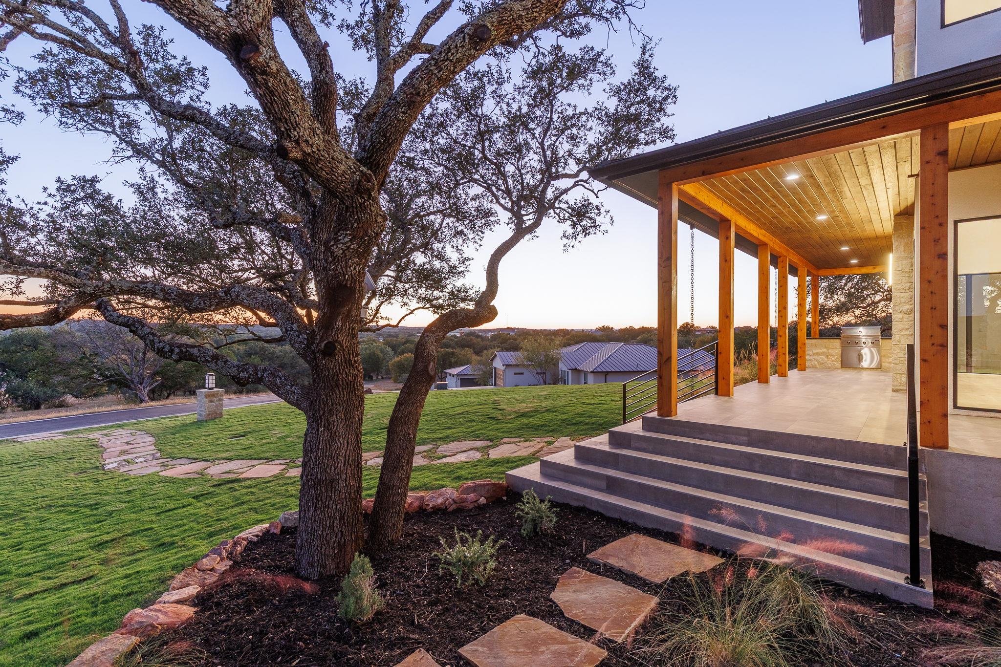 400 Emerald WAY