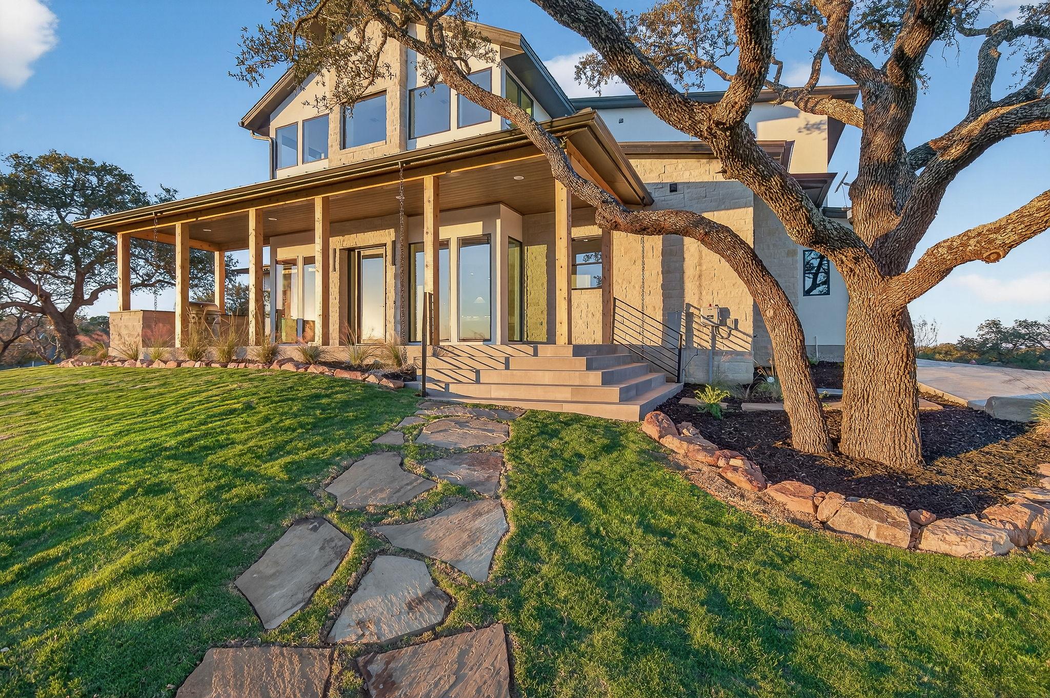400 Emerald WAY