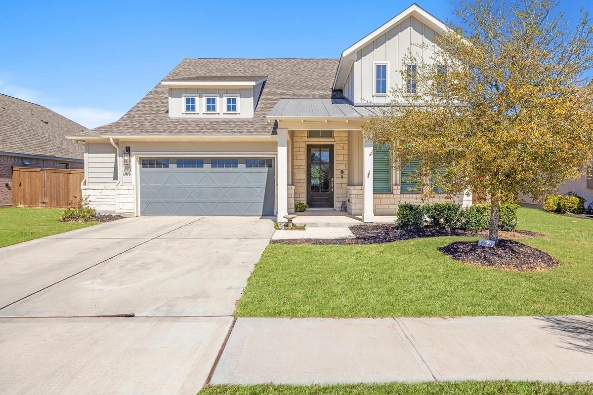 809 Beautyberry LN