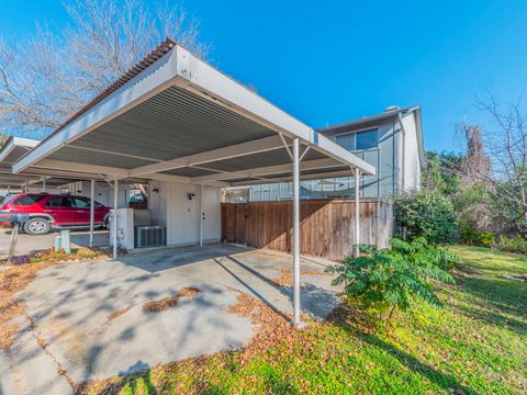 Tiny photo for 2110 Morley DR, Austin, TX 78752 (MLS # 7284139)