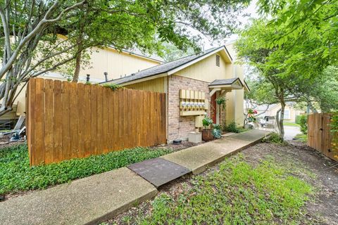 Tiny photo for 11901 Swearingen DR #43-I, Austin, TX 78758 (MLS # 5188809)