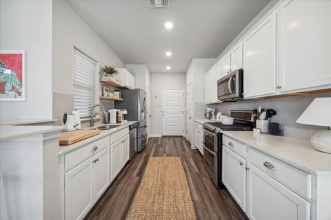 Tiny photo for 7612 Mandela BND, Austin, TX 78744 (MLS # 8389332)