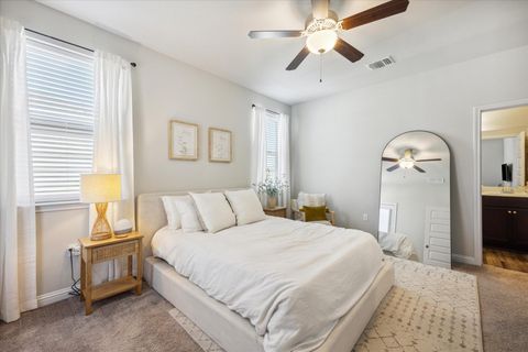 Tiny photo for 7612 Mandela BND, Austin, TX 78744 (MLS # 8389332)