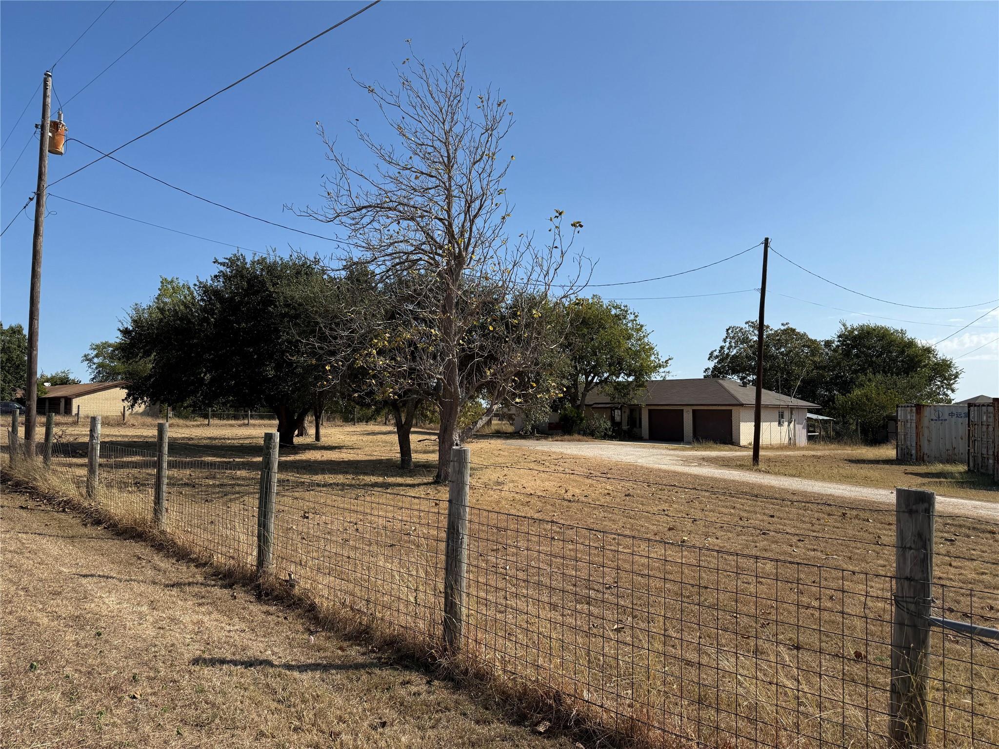 13200 IH 35 Highway