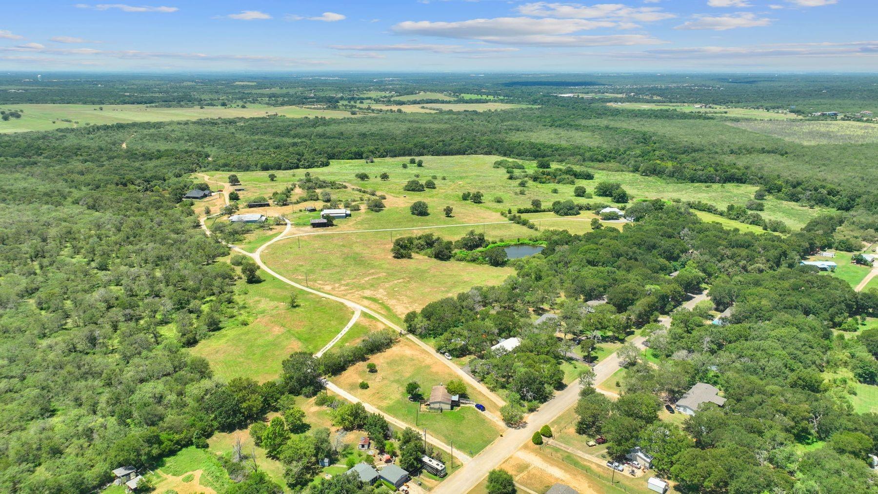 176 Cedar Creek CIR
