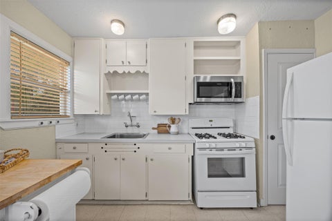 Tiny photo for 2403 S 2nd ST, Austin, TX 78704 (MLS # 2810757)