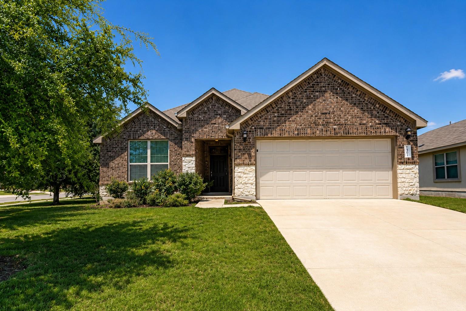 7501 Lombardy LOOP