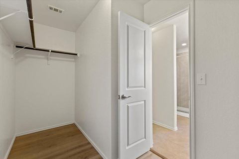 Tiny photo for 3724 Alpine Autumn DR, Austin, TX 78744 (MLS # 1083896)