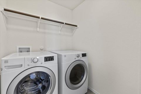 Tiny photo for 3724 Alpine Autumn DR, Austin, TX 78744 (MLS # 1083896)