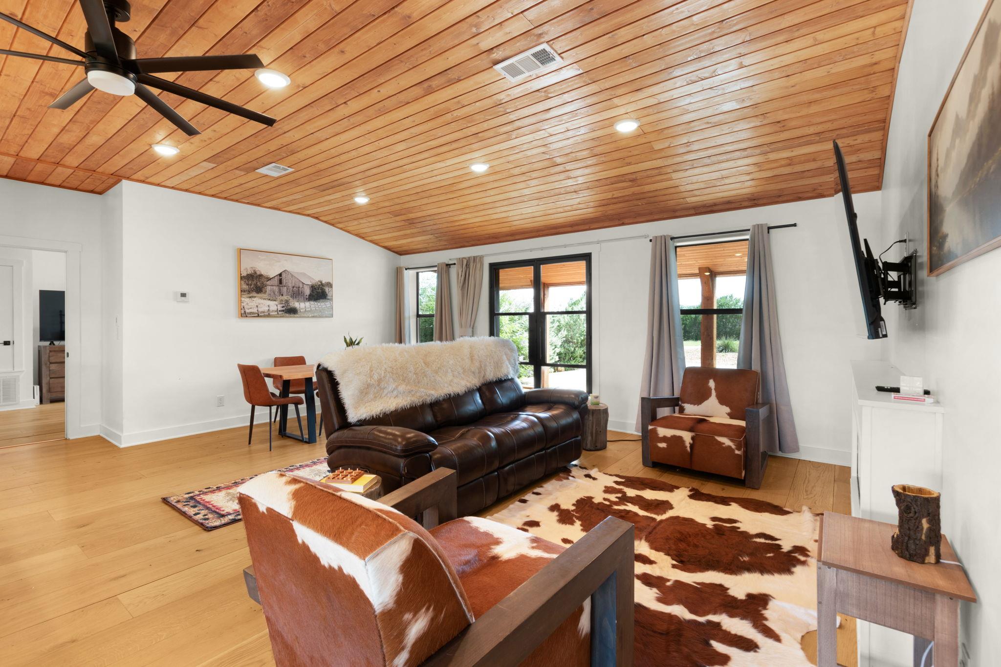 13770 Private Road 3642