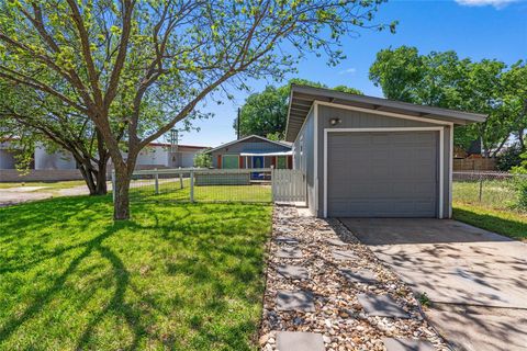 Photo of 8400 Sequoia DR, Austin, TX 78758 (MLS # 8455808)