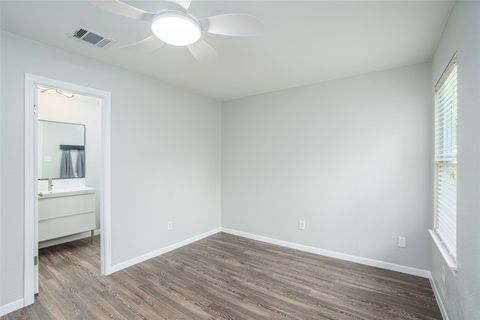Tiny photo for 5911 Kevin Kelly PL, Austin, TX 78727 (MLS # 2882801)