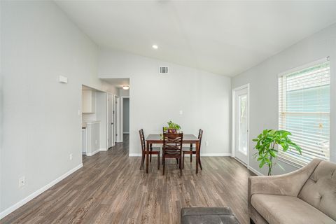 Tiny photo for 5911 Kevin Kelly PL, Austin, TX 78727 (MLS # 2882801)