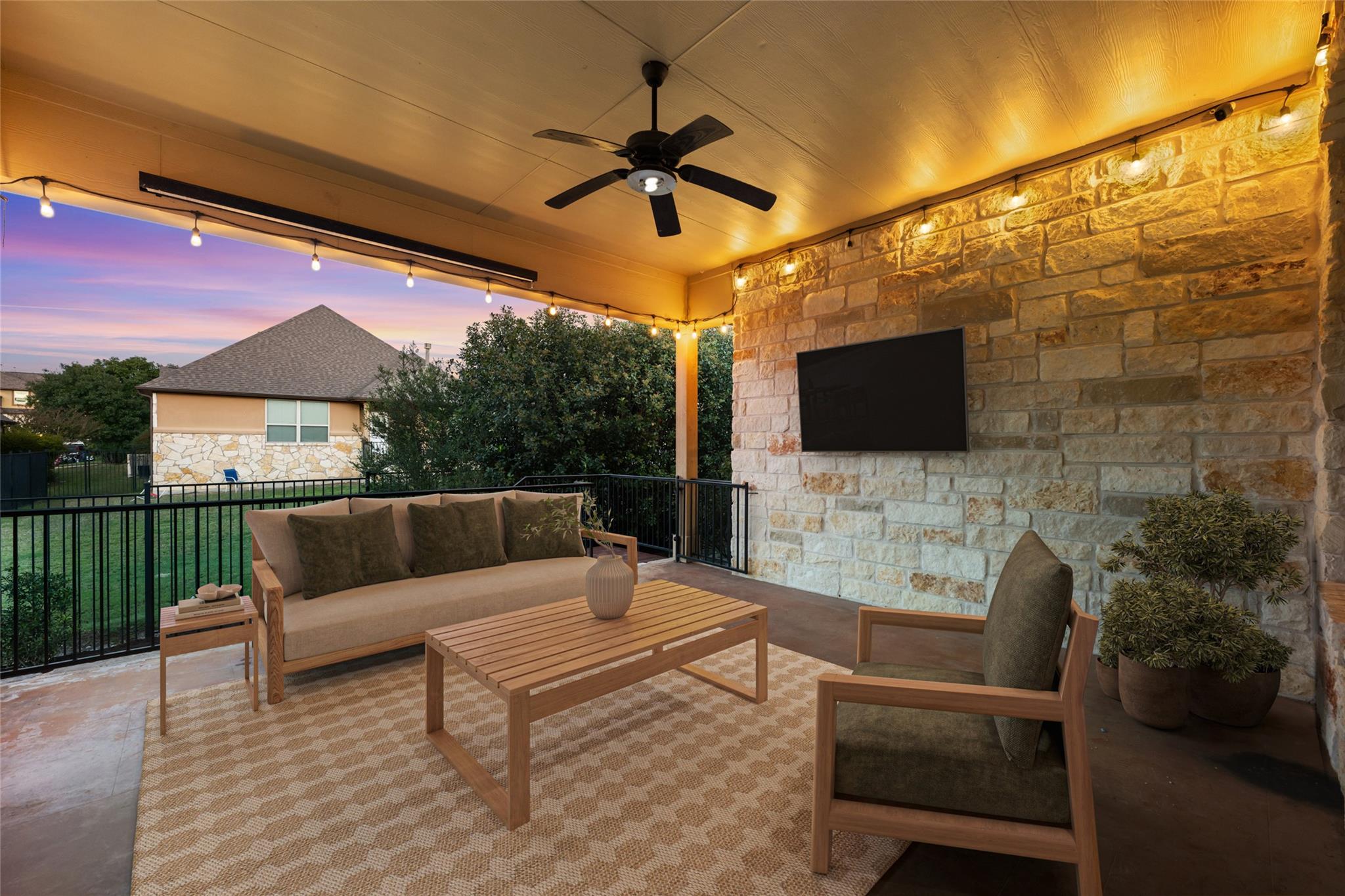 103 Edinburgh Isle CT