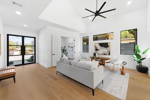 Tiny photo for 2303 Westworth CIR, Austin, TX 78704 (MLS # 4090069)