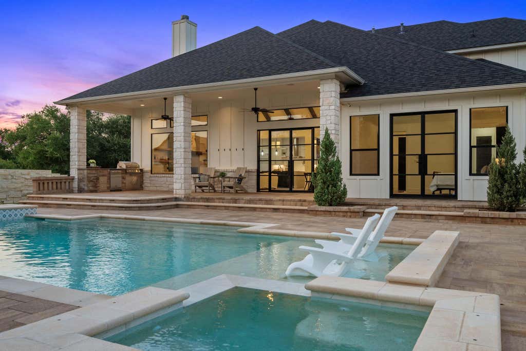 Photo of 112 Davis LN, Georgetown, TX 78633 (MLS # 4311978)