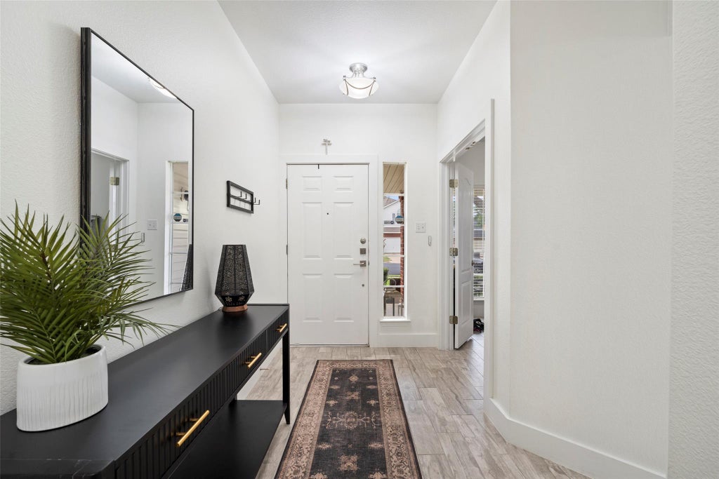 Photo of 4713 Ramies RUN, Austin, TX 78749 (MLS # 9909388)