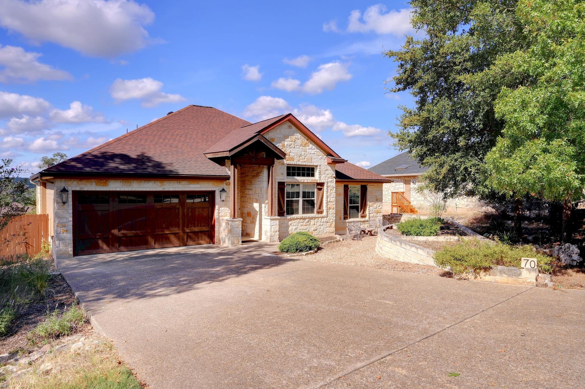70 Brookhollow DR